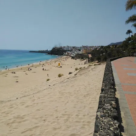 Near The Beach With A Huge Terrace / Patio, Wifi And Parking. * Costa Calma